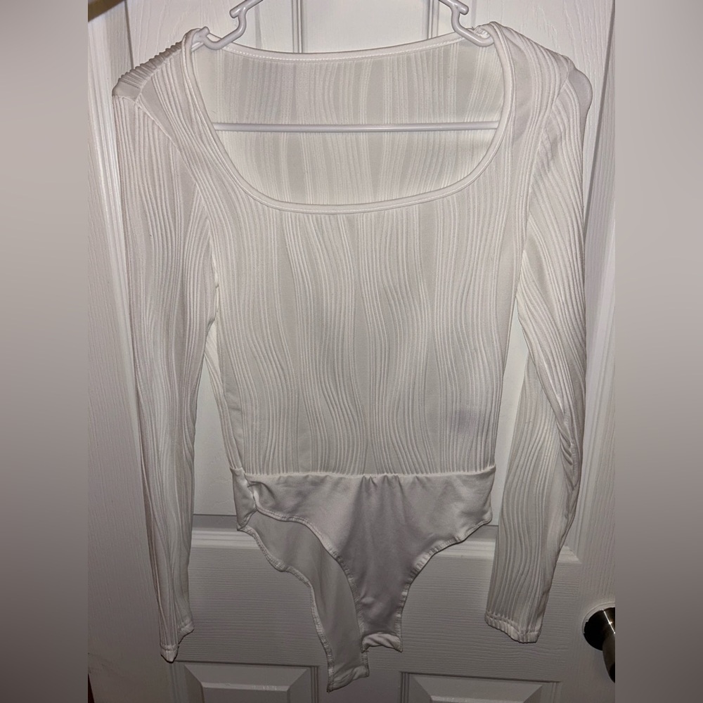 White long sleeve body suit